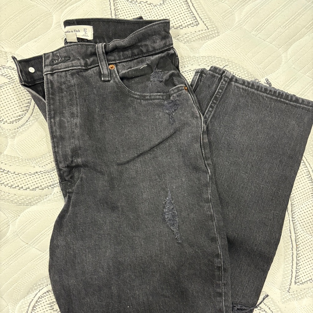Abercrombie jeans sz 4R, black wash curve love